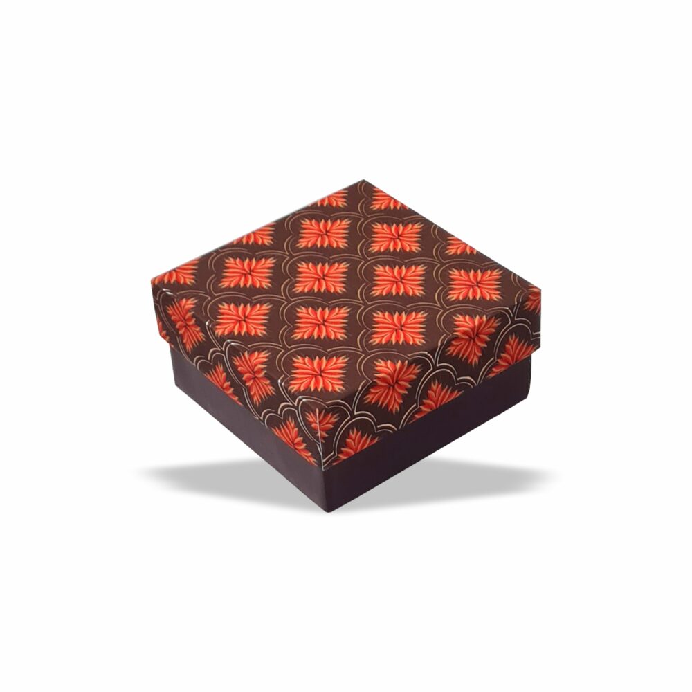 Leafy Lustre : Gold Foil Rigid Hamper Box (4x4x2 inch)