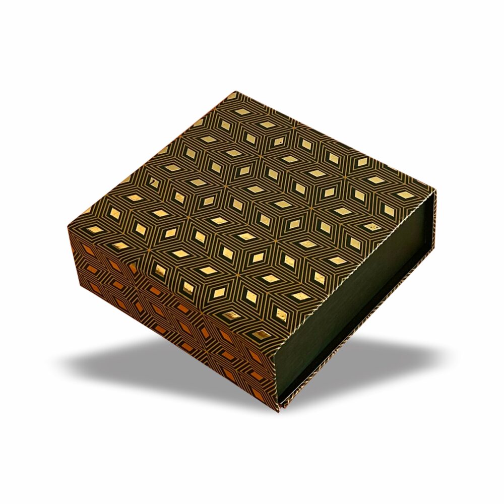 Emerald Green : Magnetic Rigid Hamper Box (6x6x2 inch)