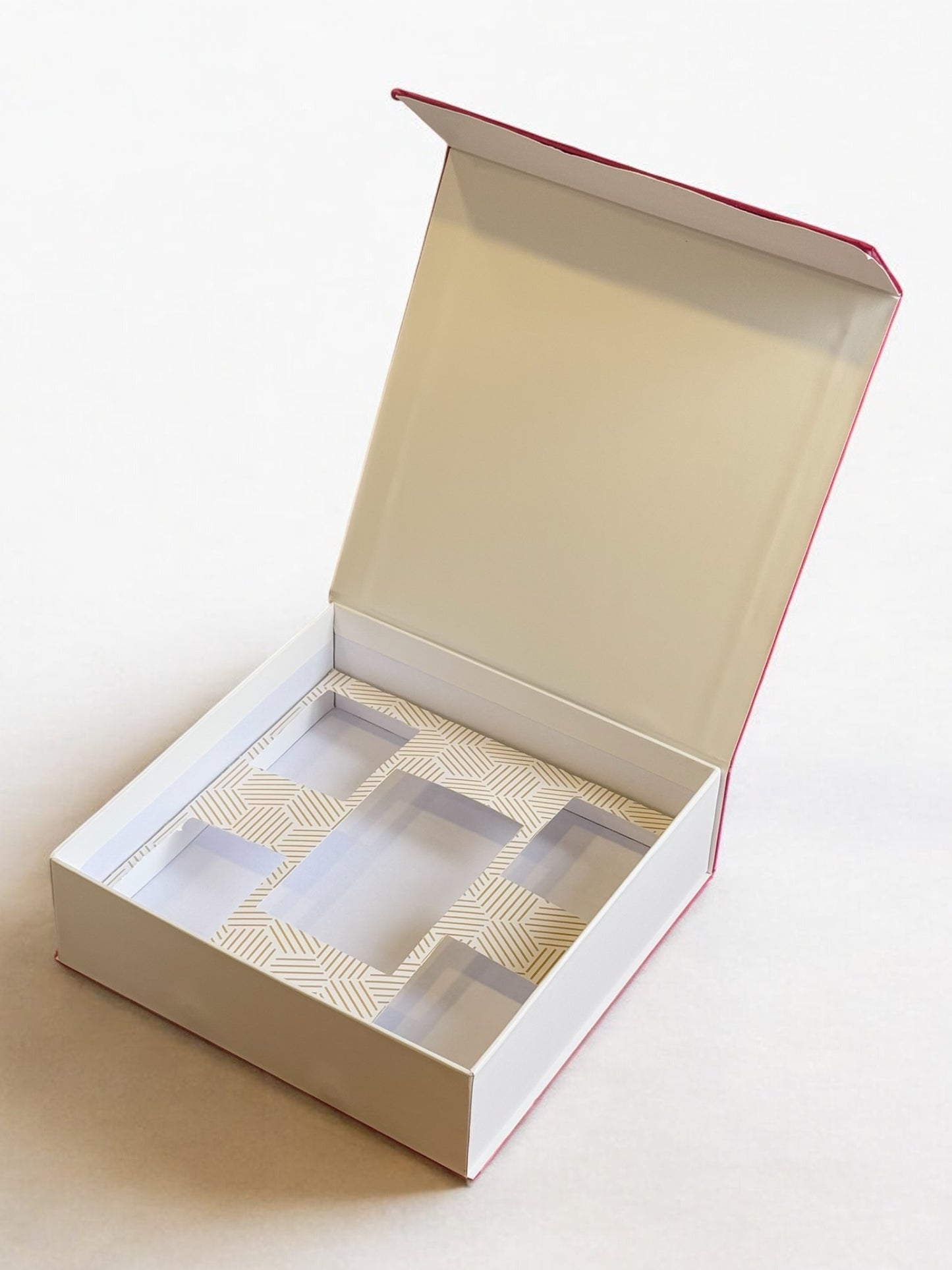 4 Jar & 6 chocolate hamper box with custom logo print