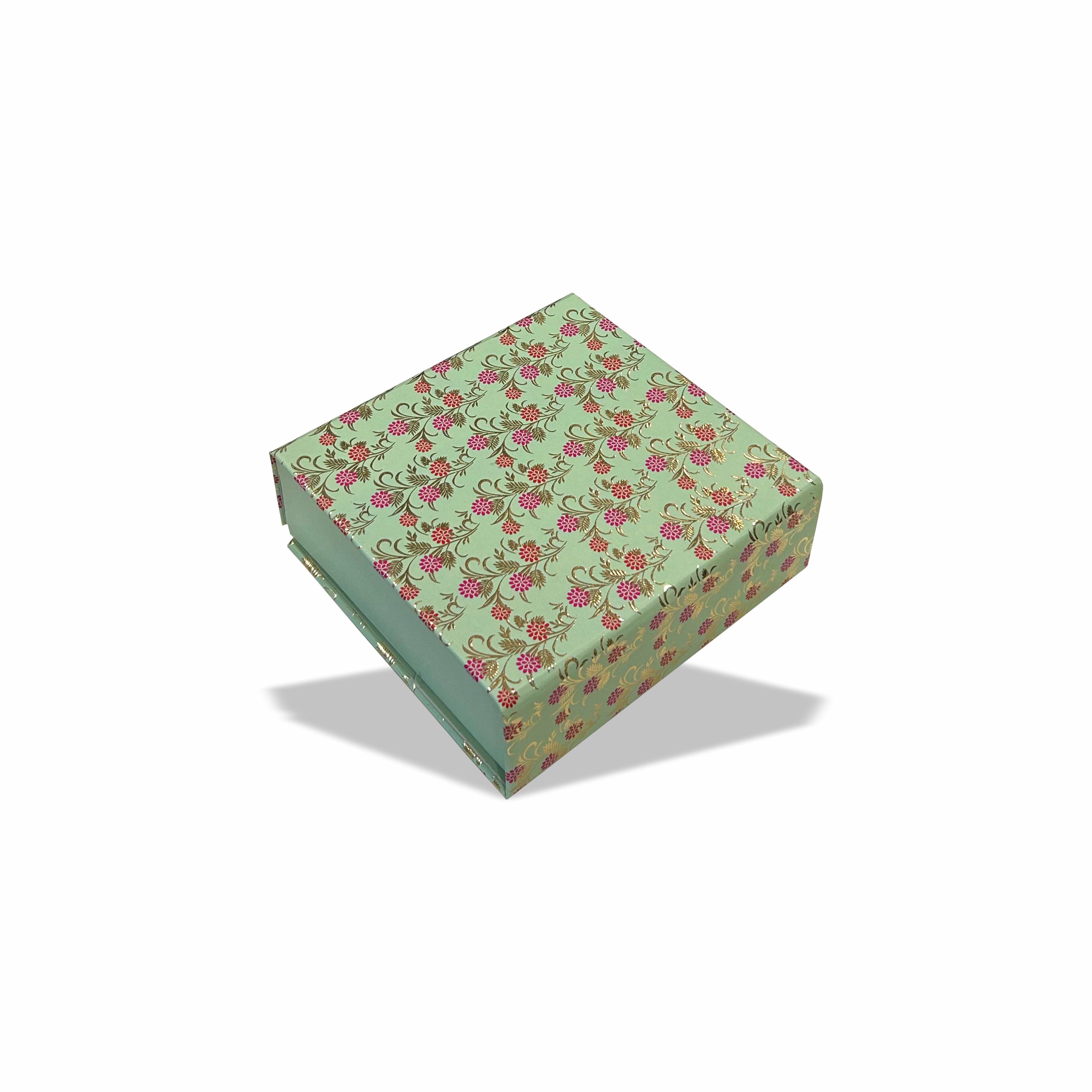 Mint Blossom Magnetic Pattern : Rigid Hamper Box (6x6x2 inch)