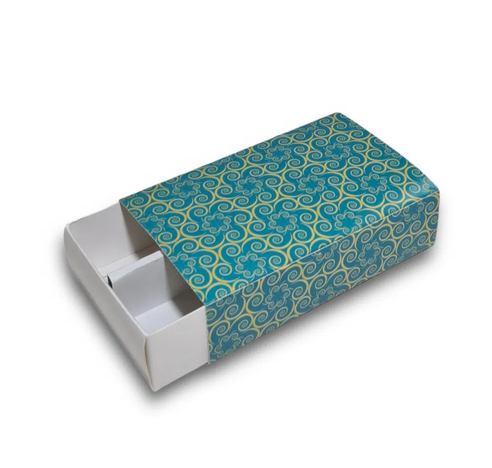 Gratitude Slider Pattern Macaron Box for 10